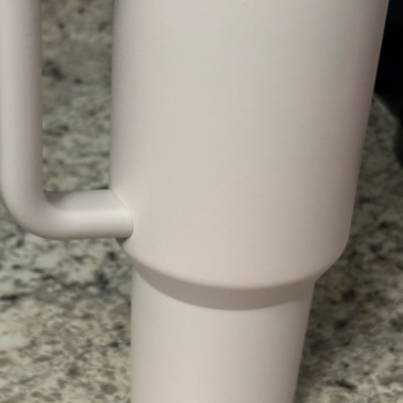 Stanley Pink Tumbler - Picture 4 of 4